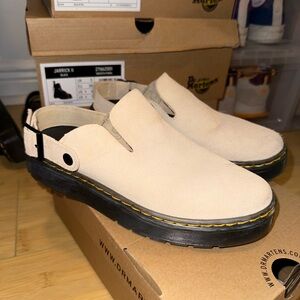 Dr. Martens Carlson mules slides